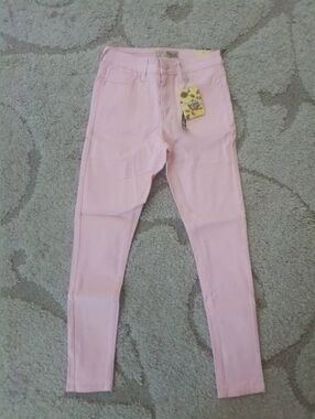Women’s Light Pink Skinny Jeans